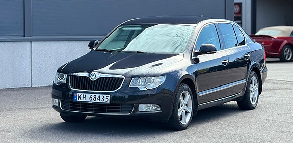 Skoda Superb 4 of 5