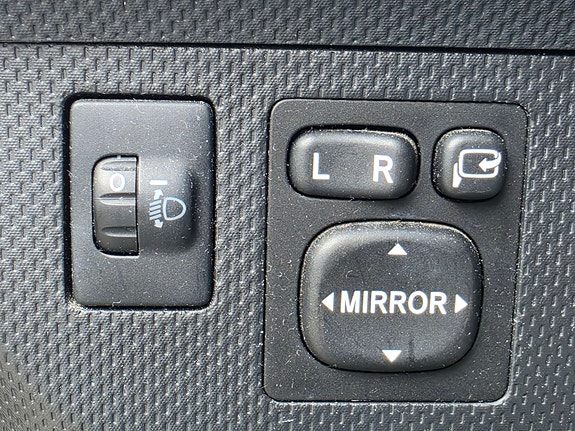Toyota Urban Cruiser 11 of 21