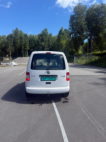 Volkswagen Caddy 4 of 5
