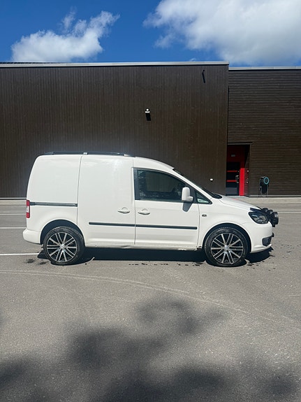 Volkswagen Caddy 2 of 5
