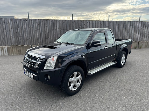 Isuzu D-max 2 of 5