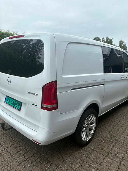 Mercedes-Benz Vito 119 3 of 5