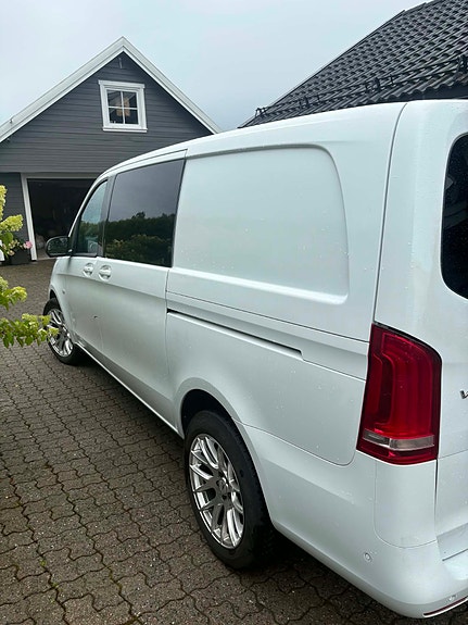 Mercedes-Benz Vito 119 4 of 5