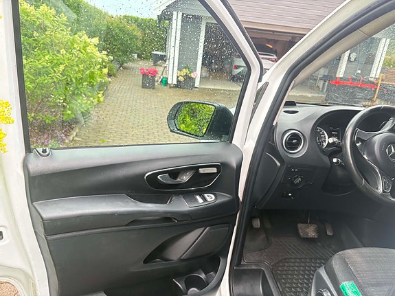 Mercedes-Benz Vito 119 11 of 17