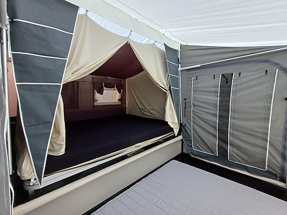 Combi-Camp Country Exclusive 3 of 5
