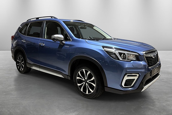 Subaru Forester 10 of 30