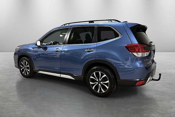 Subaru Forester 4 of 5