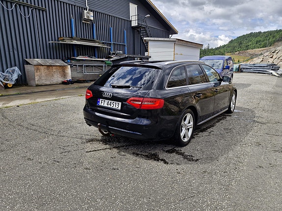 Audi A4 4 of 13