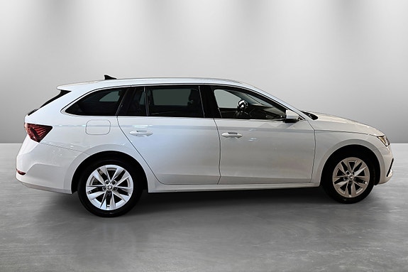 Skoda Octavia 8 of 30