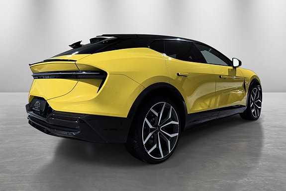 Lotus Eletre 8 of 30