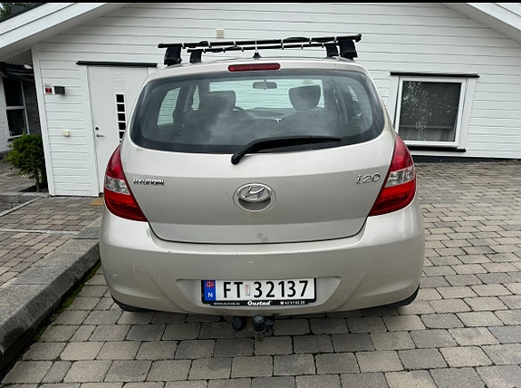 Hyundai i20 10 of 20