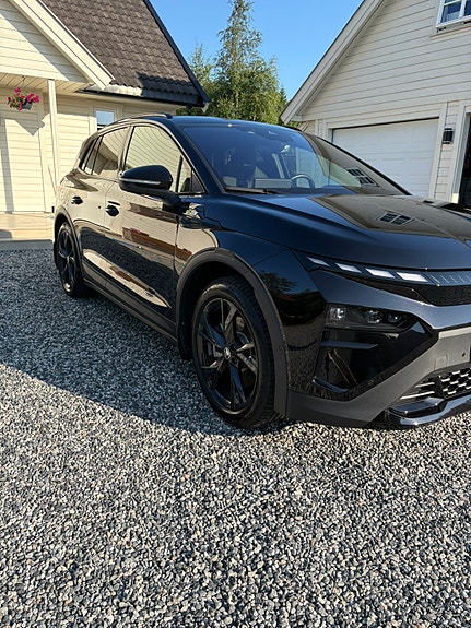 Skoda Elroq 3 of 5
