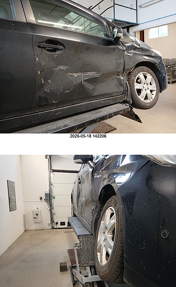 Toyota Prius 2 of 8