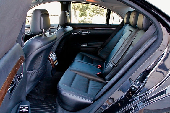 Mercedes-Benz S250 7 of 30