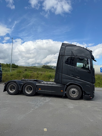 Volvo FH 650 6x4 3 of 5