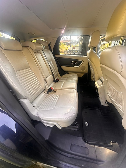 Land Rover Discovery Sport 26 of 30