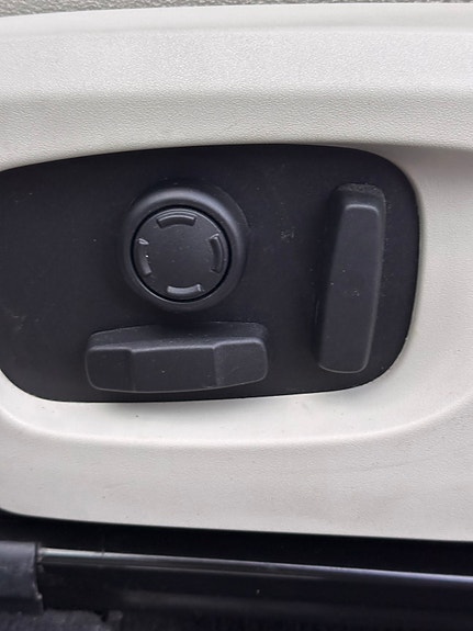 Land Rover Discovery Sport 14 of 30
