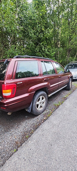 Jeep Grand Cherokee 4 of 5