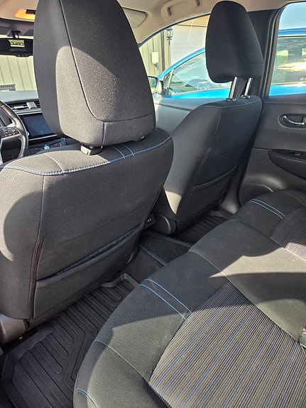 Nissan Leaf 14 of 30