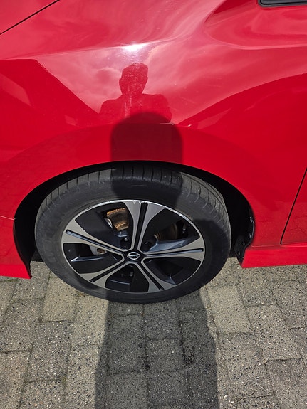 Nissan Leaf 6 of 30