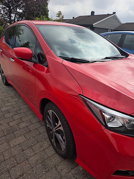 Nissan Leaf 2 of 30