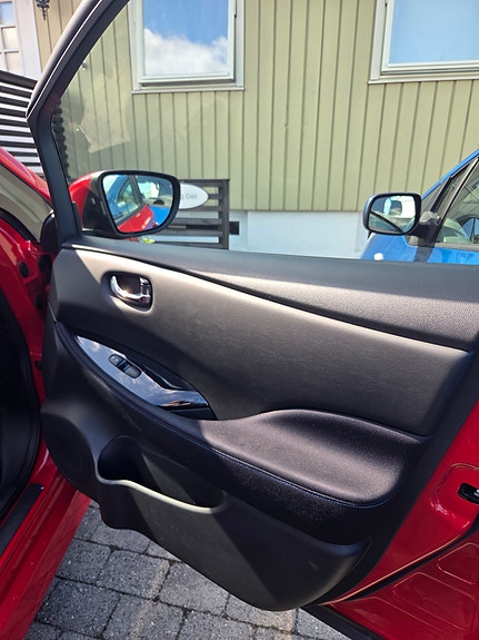 Nissan Leaf 19 of 30