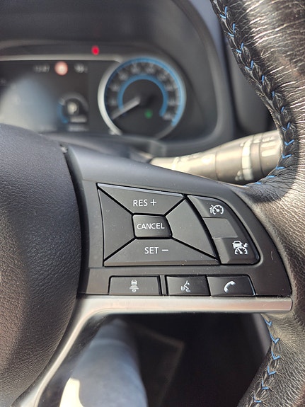 Nissan Leaf 22 of 30