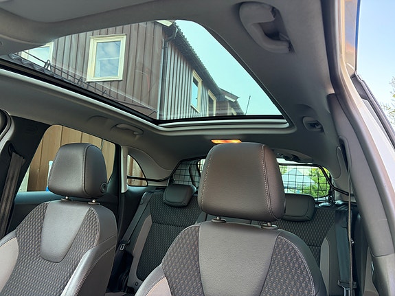 Opel Crossland X 12 of 27