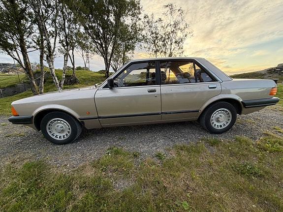 Ford Granada 4 of 14