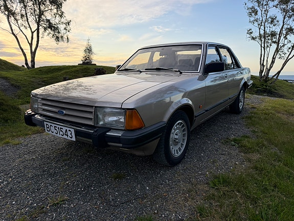 Ford Granada 3 of 14
