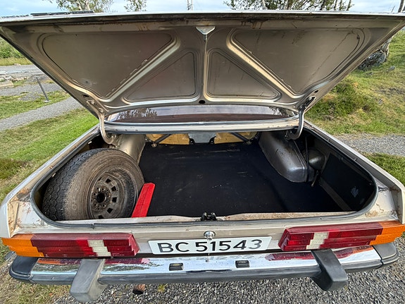 Ford Granada 13 of 14