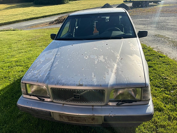 Volvo 850 3 of 5