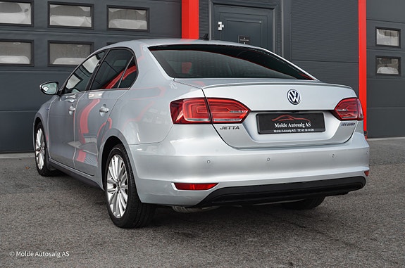 Volkswagen Jetta 5 of 5