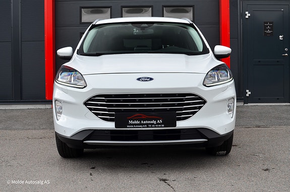 Ford Kuga 2 of 5