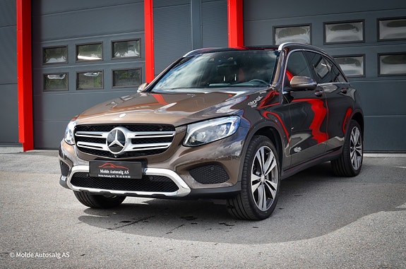 Mercedes-Benz GLC350 e 4 of 5