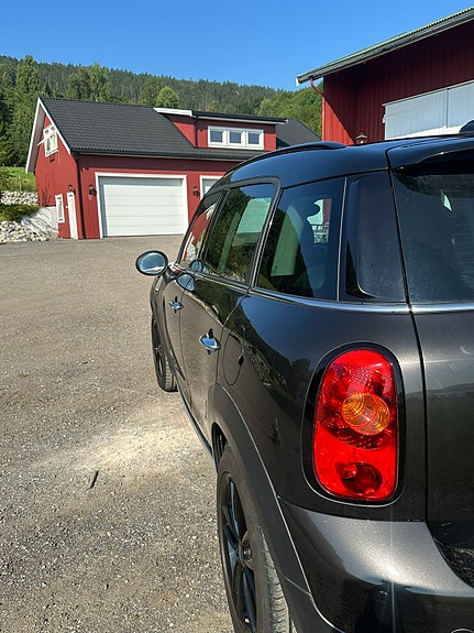MINI Countryman Cooper D 5 of 5