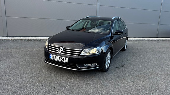 Volkswagen Passat 3 of 5