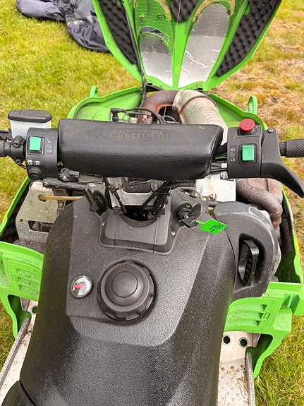 Arctic-cat ZR 900 | Sno Pro Early Built | kun 2 982 km | tilnærmet strøken klenodium 16 of 18