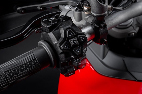 Ducati Multistrada V2S 5 of 15