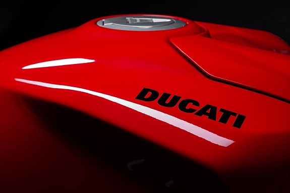 Ducati Panigale V2/V2S 6 of 14