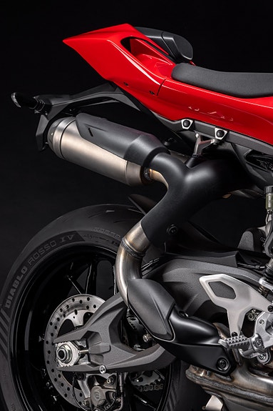 Ducati Streetfighter V2/V2S 9 of 16
