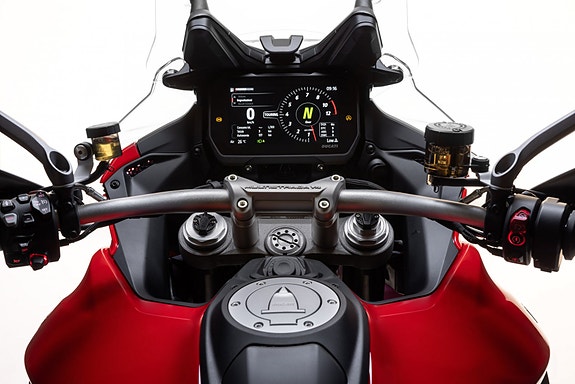 Ducati Multistrada V4S 4 of 9