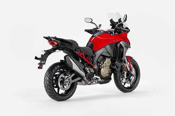 Ducati Multistrada V4S 8 of 9