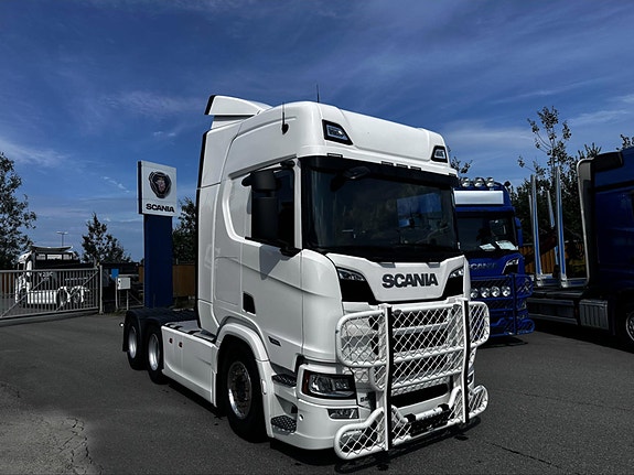 Scania R 560 A6x4NB 4 of 5
