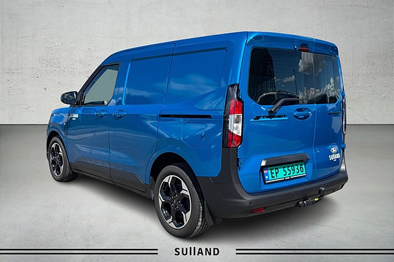 Ford E-Transit Courier 5 of 5