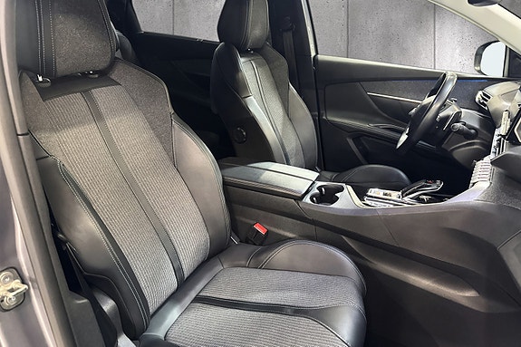 Peugeot 5008 10 of 19