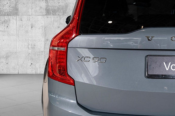 Volvo XC90 7 of 30