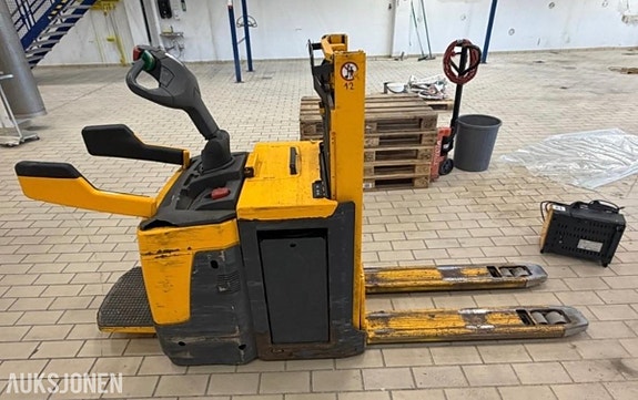 Jungheinrich ERD220 KLPF 5 of 5