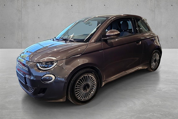 Fiat 500 2 of 5