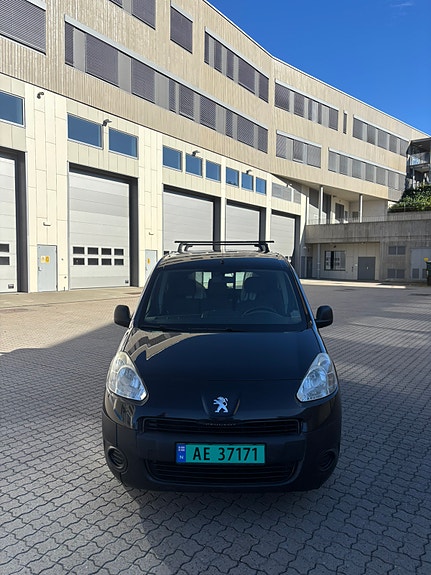 Peugeot Partner 4 of 14